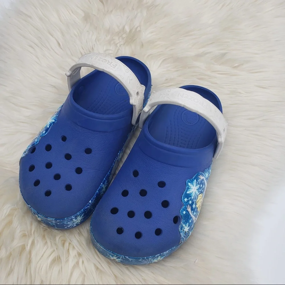 Crocs Light up Frozen Elsa Crocs Juniors 1